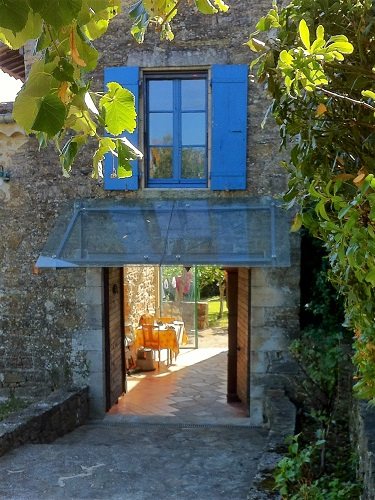 Durchgang im Hofbereich